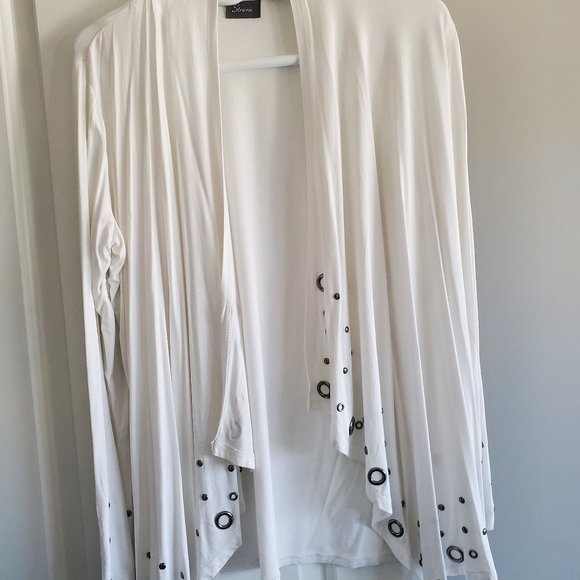 Cardigan - Picture 7 of 8